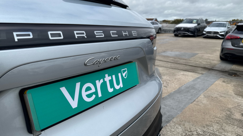 Porsche Cayenne 5dr Tiptronic S Petrol Estate